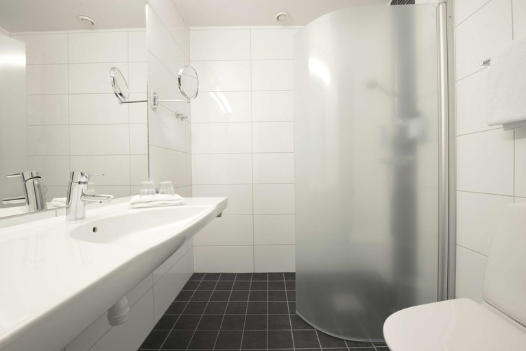 Bathroom 2, SCANDIC SKELLEFTEA, Skellefteå
