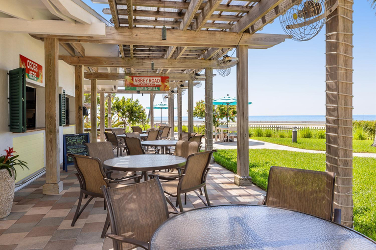 Food & Drinks 5, Hyatt Windward Pointe, Monroe