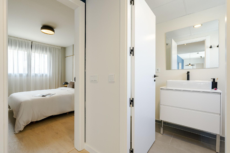 Bedroom 2, Puerto Alto Apartments by Olala Homes, Madrid