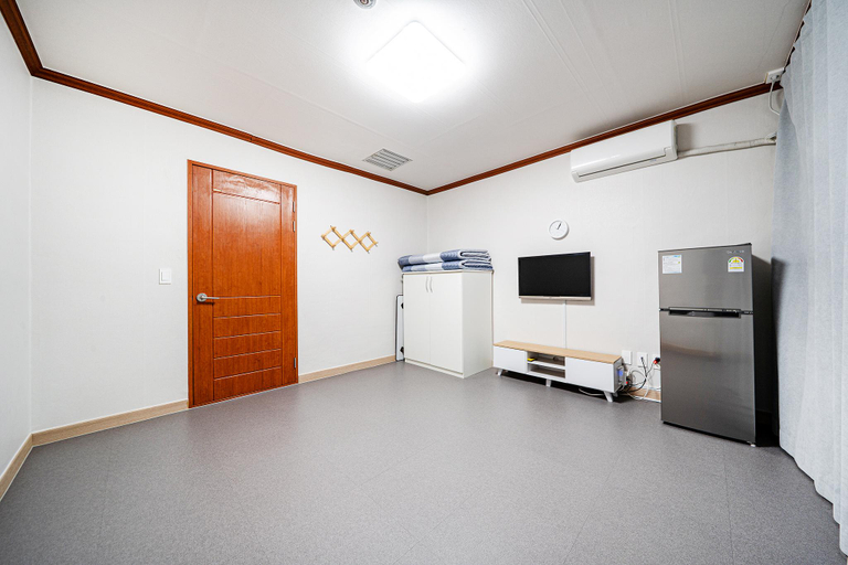 Others 4, Boryeong (Daecheon) Jung Pension, Boryeong