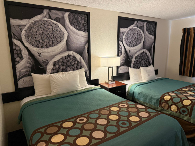 Bedroom 3, Super 8 by Wyndham Selma/Fresno Area, Fresno