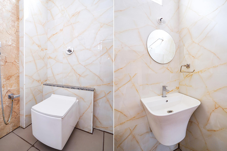 Bathroom 4, FabHotel Prime Mayuri Residency - Yadavanahalli, Bangalore