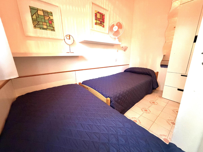 Bedroom 5, Bright villa with a fenced garden near the beach, Venezia