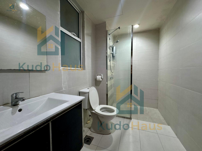 Bathroom 4, Akmal's Homestay at Menara U, Shah Alam