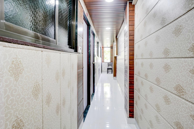 Public Area 3, Hotel O Amma Bhau Residency, Mumbai Suburban