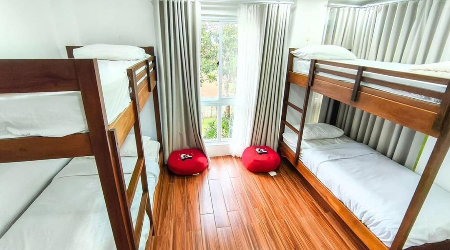 Bedroom 3, Villa Lorenzo @ Caliraya Heights Resorts, Lumban