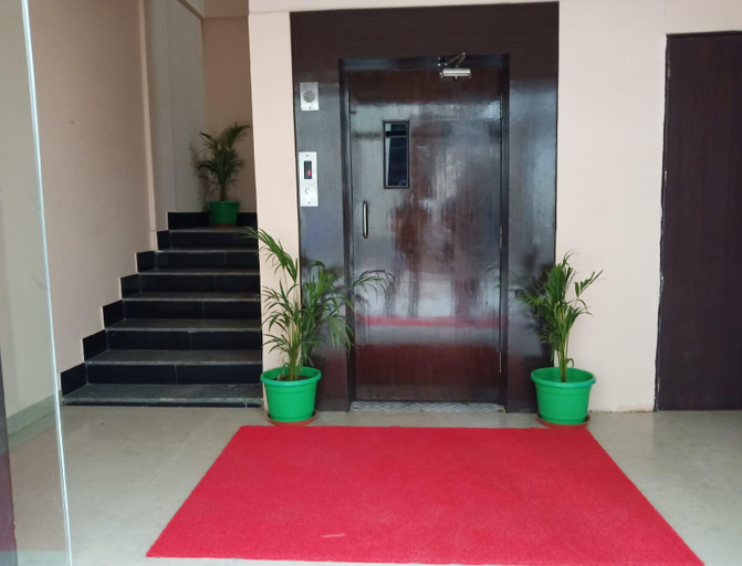 Others 3, Guru Comforts Executive Room, Bangalore
