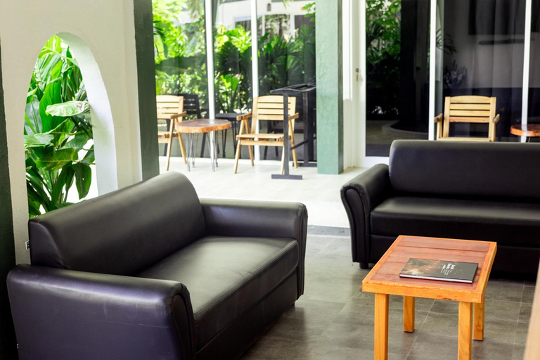 Public Area 3, Dacha Thoddoo White Sand
