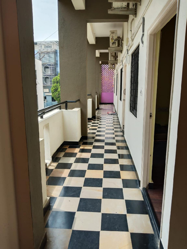 Others 2, Guru Comforts Executive Room, Bangalore