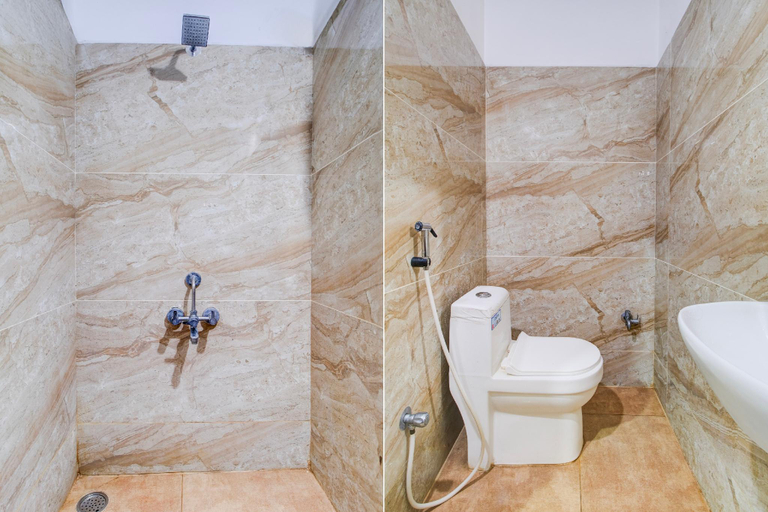 Bathroom 4, Hotel O Ramavarapadu Near PVR Icon, Krishna