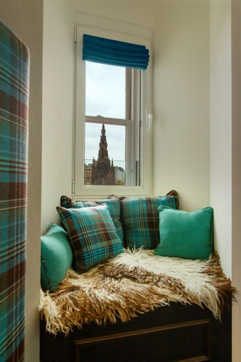 Bedroom 2, Motel One Edinburgh-Royal, Edinburgh