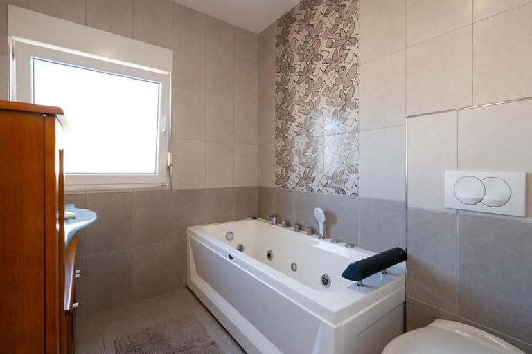 Bathroom 5, Villa Brionika, Vodnjan