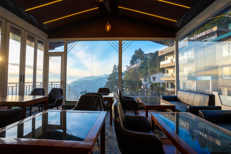 Food & Drinks 3, The Leo Hotels Mokshada Suites, Dehradun