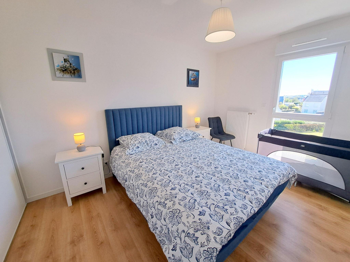 Bedroom 2, Apartment in Plouarzel, Finistère