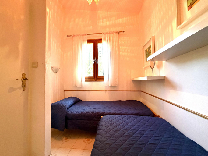 Bedroom 2, Bright villa with a fenced garden near the beach, Venezia