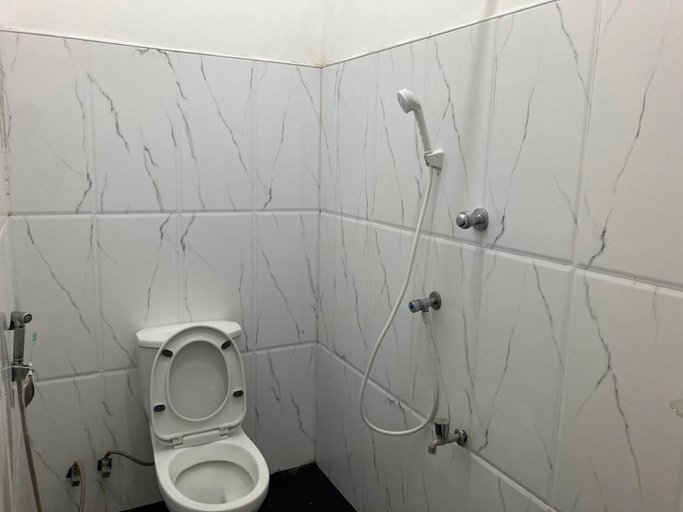 Bathroom, Yala River Moonlight, Thissamaharama