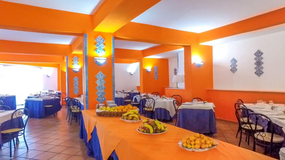 Food & Drinks 4, Hotel Club La Playa, Messina