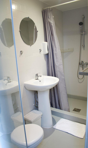 Bathroom 3, Hotel Du Parlement, Bruxelles