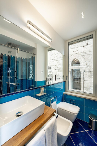 Bathroom 4, La Suite Del Cavaliere, Salerno