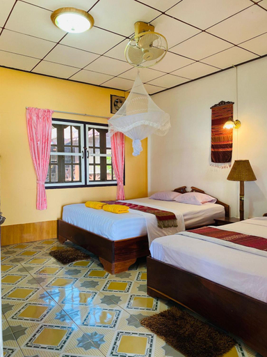 Bedroom 3, Anouxa Guesthouse, Champassack