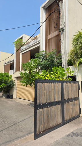 Others 5, SEA ESTA , Dehiwala-Mount Lavinia