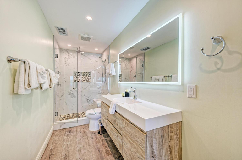 Bathroom, Anna Maria Island Beach Palms 5B, Manatee