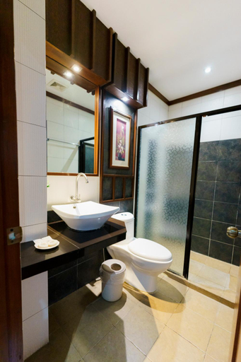 Bathroom 4, Madonna Hometel and Suites, Panabo City