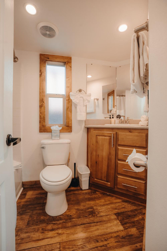 Bathroom 4, Teton Valley RV Resort, Teton