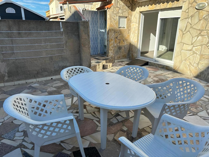 Others 3, Apartment near sea beach and vibrant center, Valencia