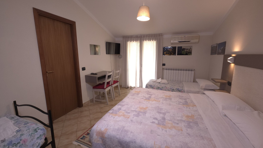 Room 3, Albergo Lagoverde, Pesaro E Urbino