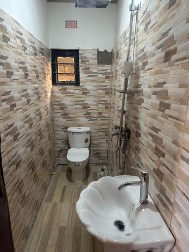 Bathroom 4, infinity 555 lodge, Lusaka