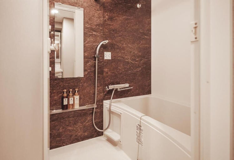 Bathroom 4, CHUAN HOUSE Dotonbori, Osaka