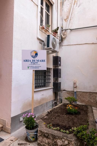 Exterior & Views, aria di mare rooms, Palermo