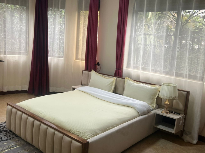 Room 5, ELMA SUITES & LOUNGE, Kampala