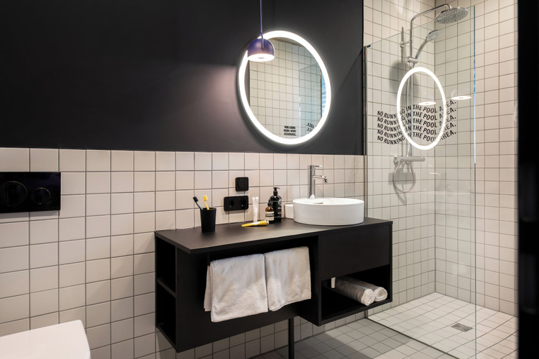 Bathroom 5, STAYERY Bochum Ehrenfeld, Bochum