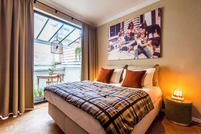 Bedroom 3, A place - Vrijdagmarkt 1, Antwerpen