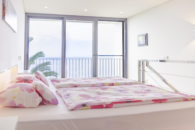 Bedroom 3, Quinta Golfinho, Calheta