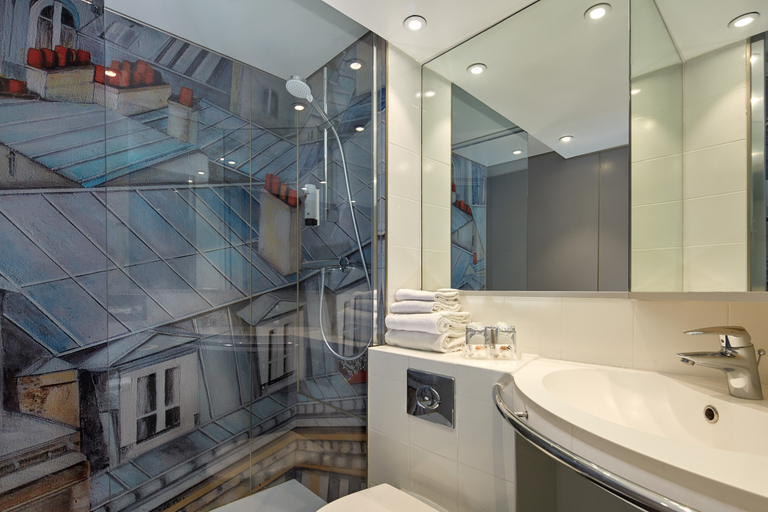 Bathroom 4, Fertel Maillot, Paris