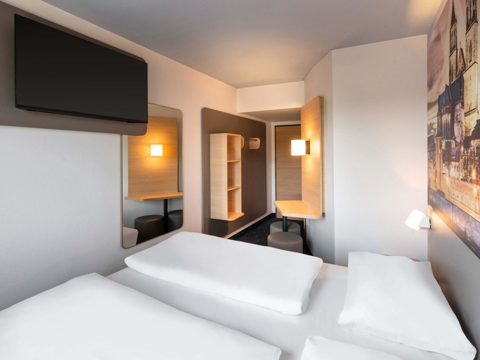 Bedroom 3, B&B HOTEL Magdeburg-Barleben, Börde