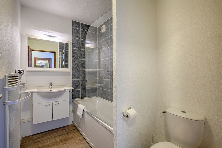 Bathroom 4, Residhotel l Azurea, Savoie