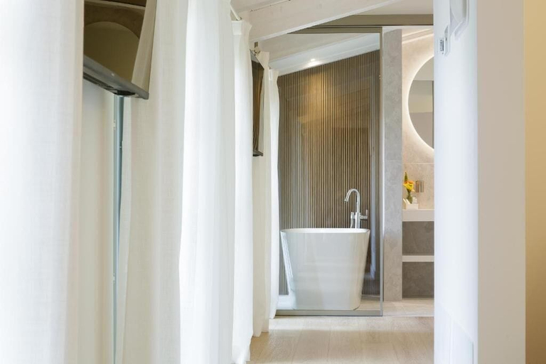 Bathroom 5, Cuna Milano, Milano