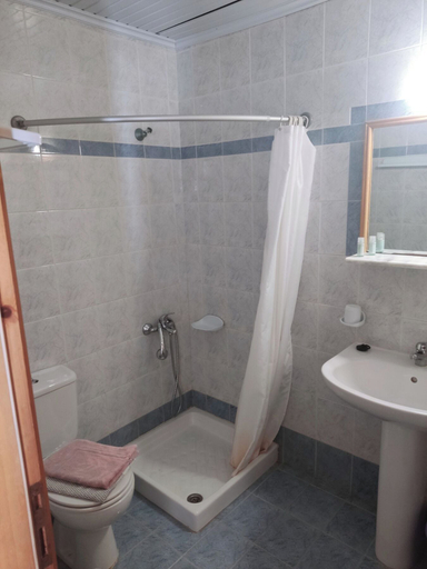 Bathroom 5, Aggelika Apartments, Ionian Islands