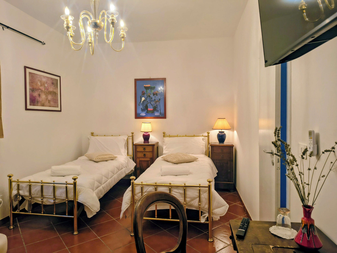 Room 2, Levante Camere, Bologna