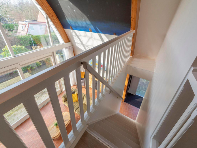 5, Coastal Villa With Jacuzzi, Zijpe