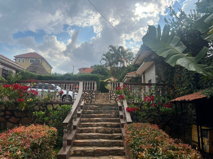 Property grounds 4, ELMA SUITES & LOUNGE, Kampala