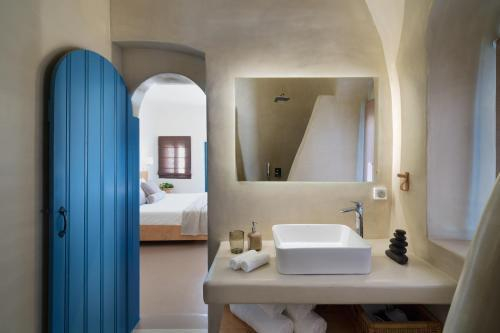 Others 5, Nalas Suites, South Aegean