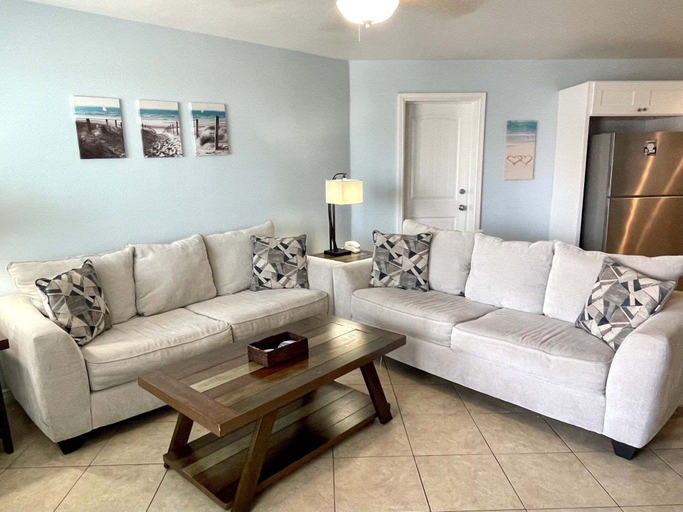 Living area, Beachgate Condo Suites And Hotel 536+537b 2 Bedroom Condo, Nueces