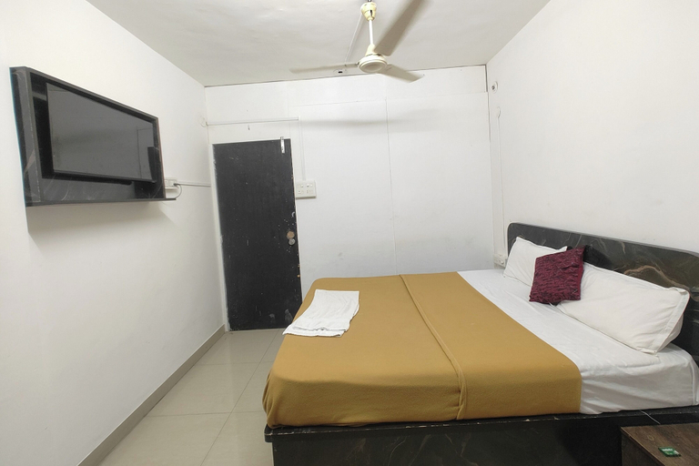 Room 4, Sairam Executive, Pune