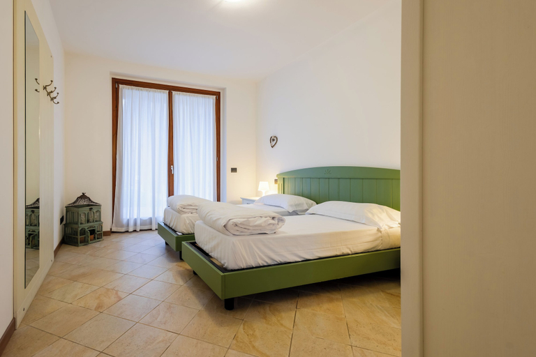 Room 4, Cascina Borghetta, Brescia