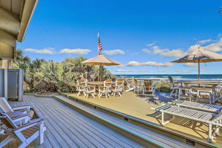 Outdoor dining 5, NSB Sea Dunes A1- Dream Catcher, Volusia
